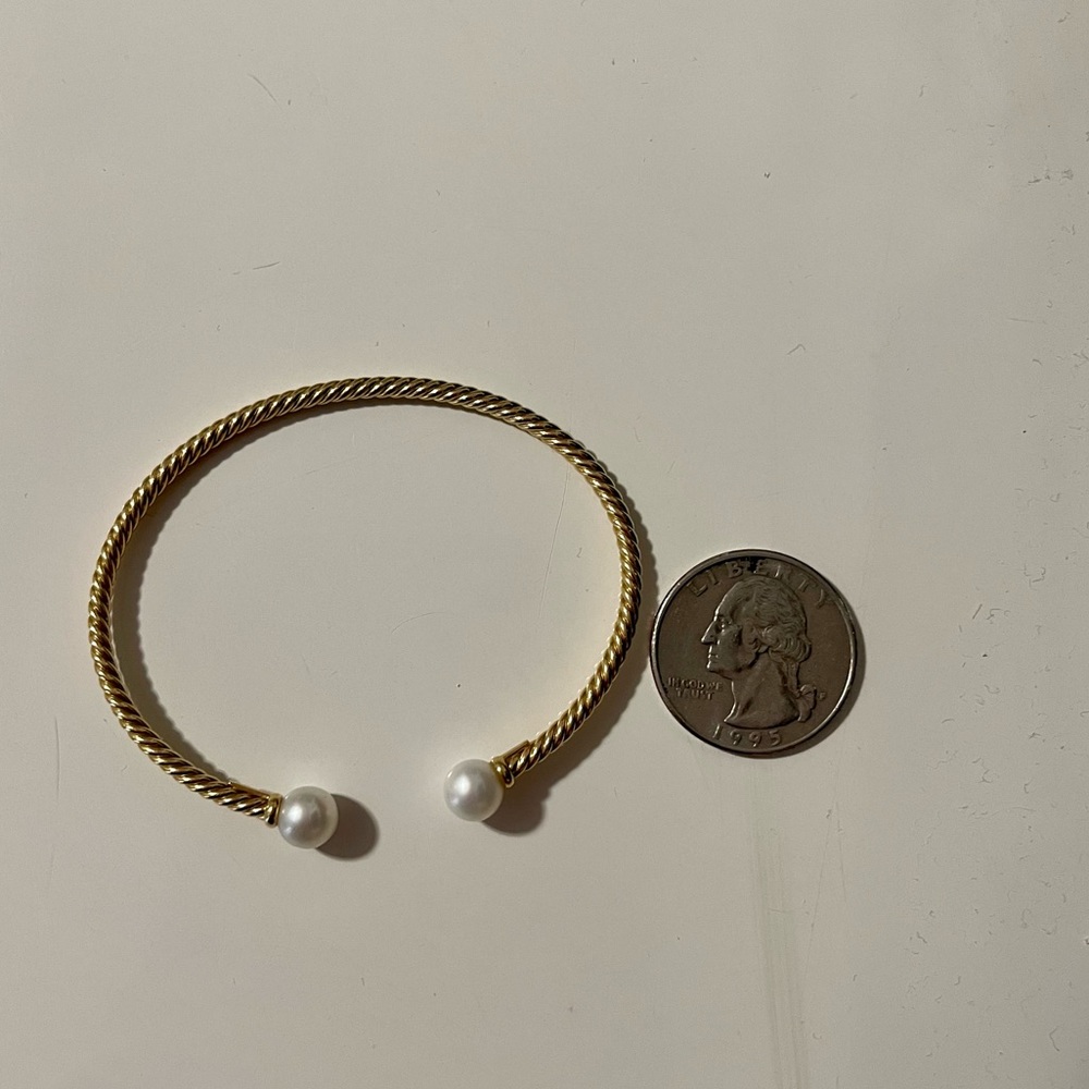 David Yurman Gold and Pearl Bracelet - Picture 2 of 4